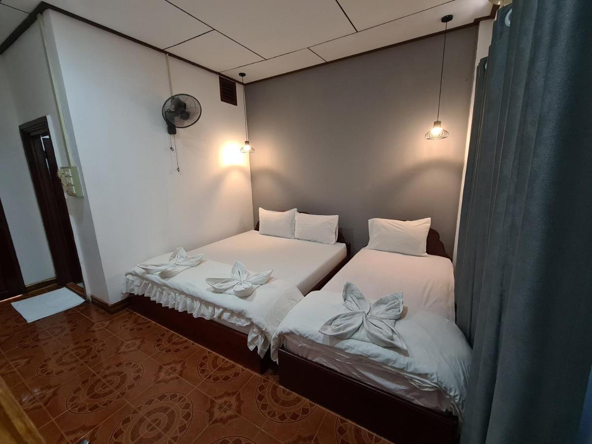 Saphaothong Guesthouse Vang Vieng Εξωτερικό φωτογραφία