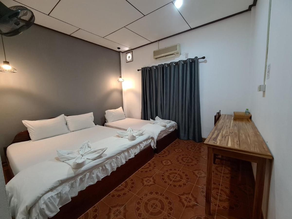 Saphaothong Guesthouse Vang Vieng Εξωτερικό φωτογραφία