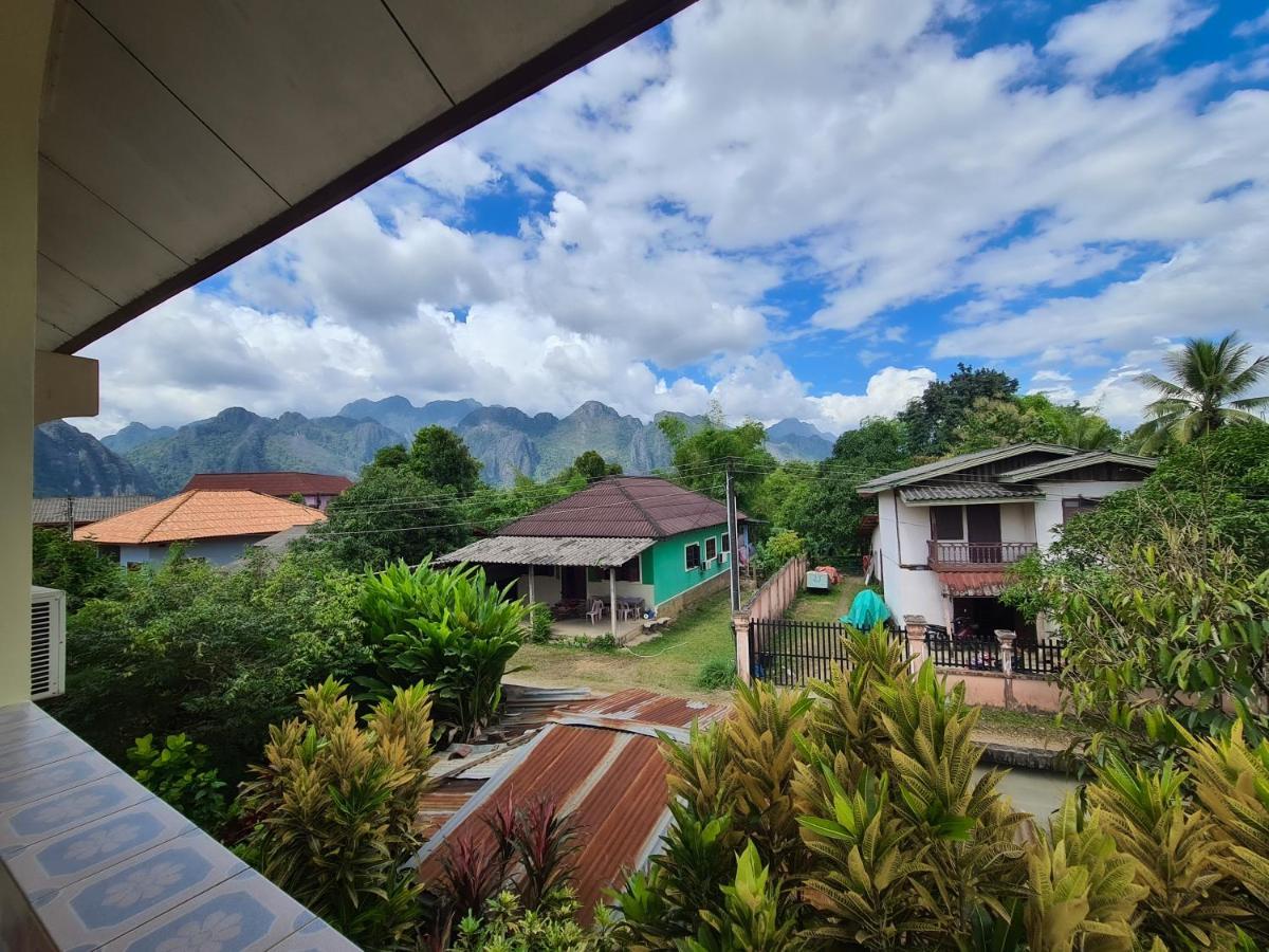 Saphaothong Guesthouse Vang Vieng Εξωτερικό φωτογραφία