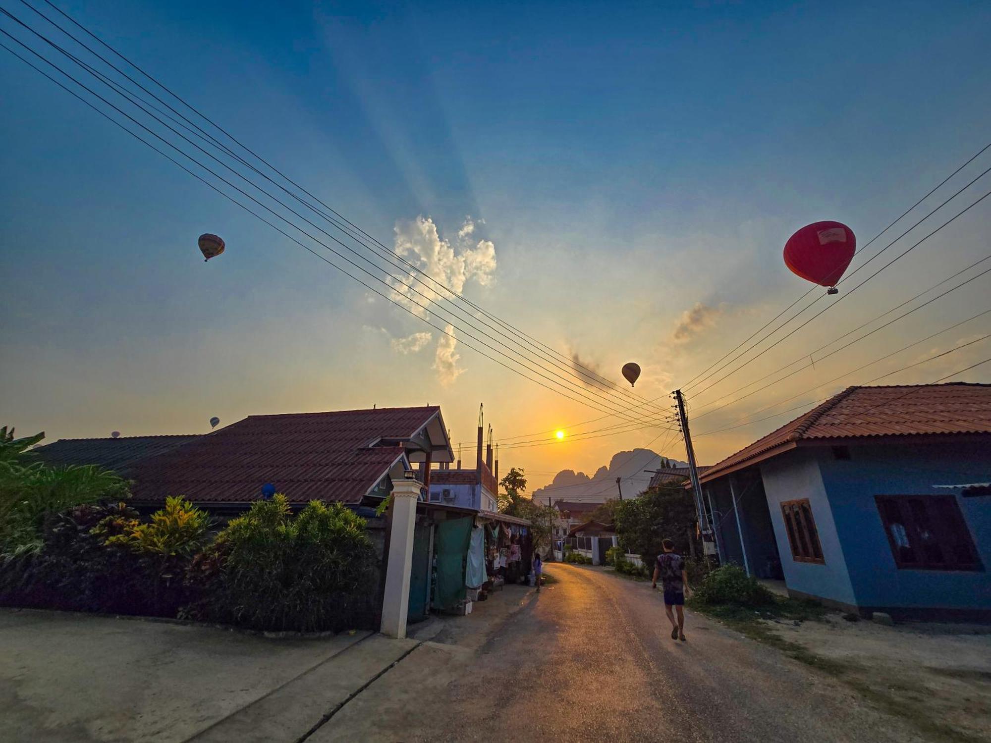 Saphaothong Guesthouse Vang Vieng Εξωτερικό φωτογραφία